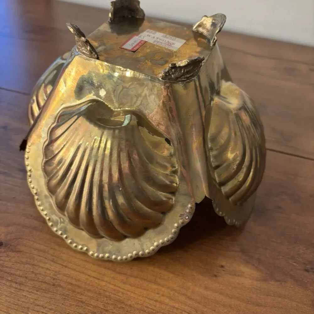 Vintage Hollywood Regency Brass Clam Sea Shell Planter Footed Cache Pot Patina